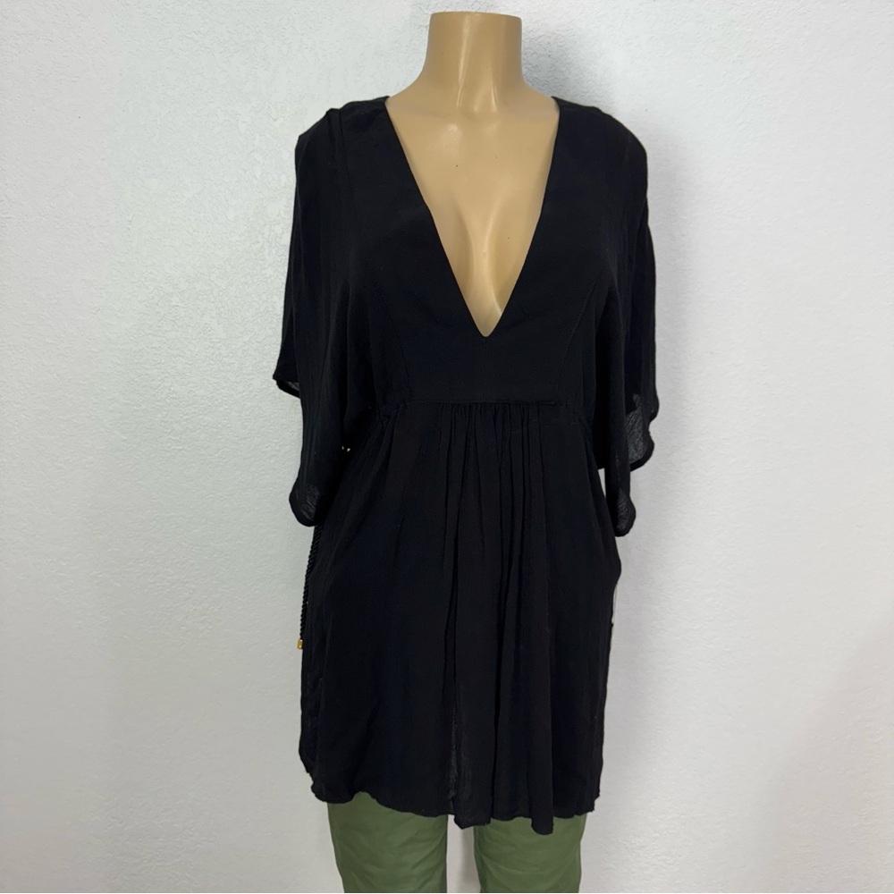 Lauren Ralph Lauren black v neck beach cover up Elegant Black V-Neck Women's Top